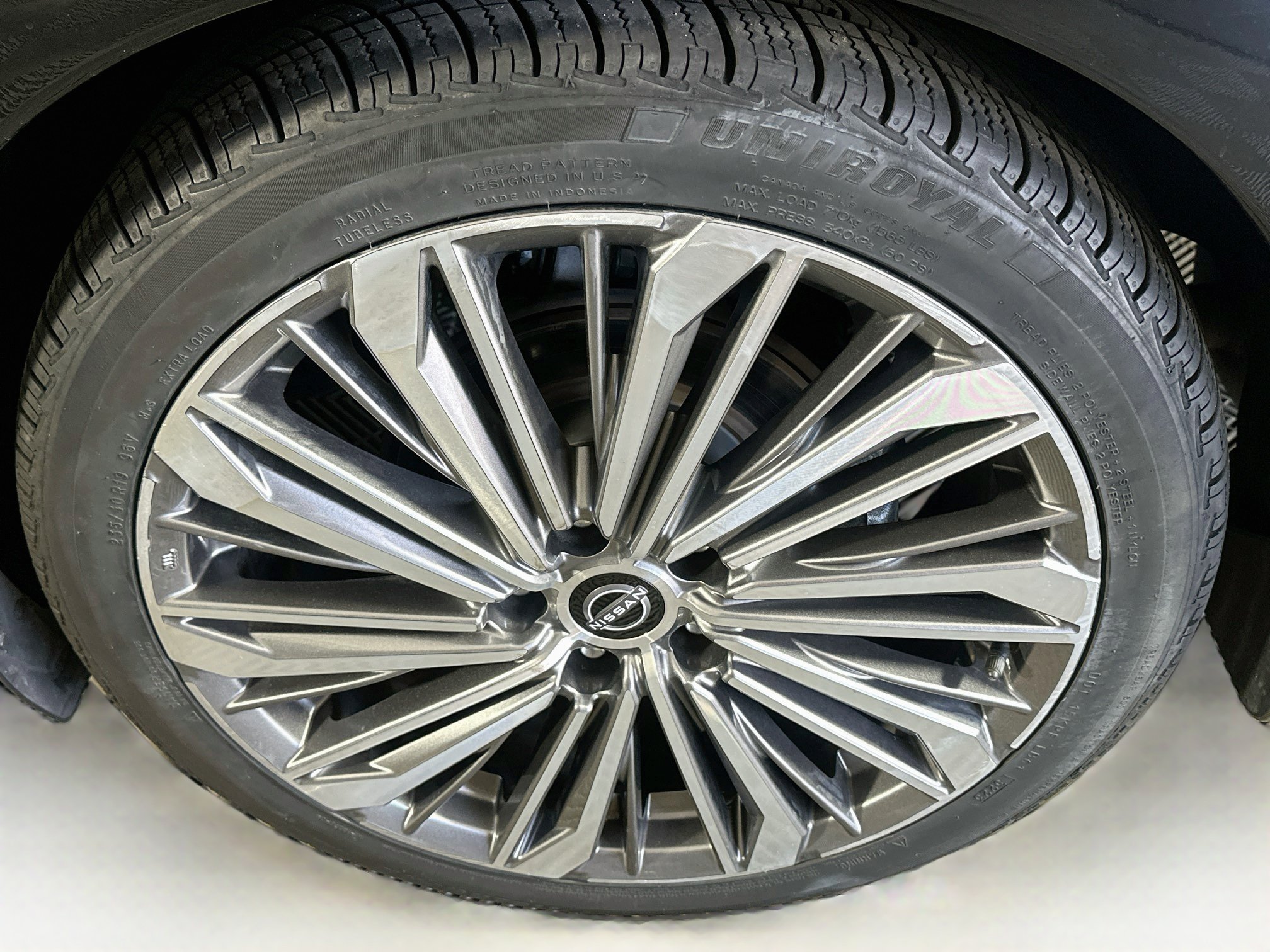 Used 2023 Nissan Altima 2.5 SL FWD image 11