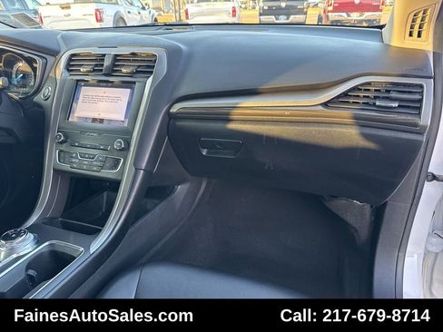 Used 2019 Ford Fusion SEL image 70