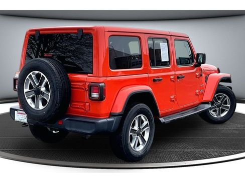 Used 2020 Jeep Wrangler Unlimited Sahara w/ Uconnect 4C Nav & Sound Group image 13
