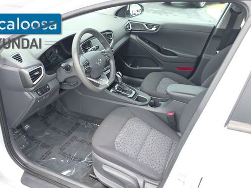 Used 2019 Hyundai Ioniq Blue FWD image 22