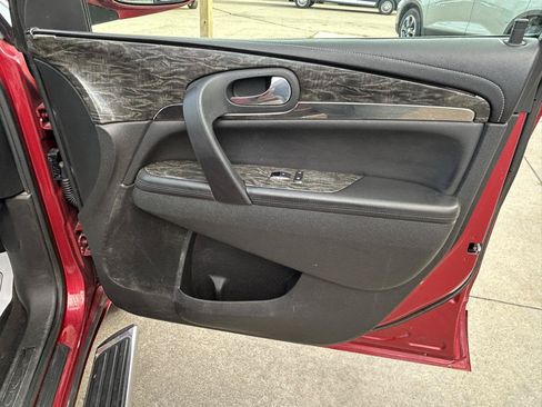 Used 2013 Buick Enclave Leather w/ Trailering Provision Package AWD/4WD image 17