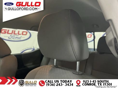 Used 2023 Toyota Tacoma SR5 RWD image 17