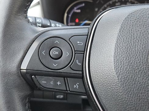 Used 2023 Toyota RAV4 XLE Premium AWD/4WD image 18