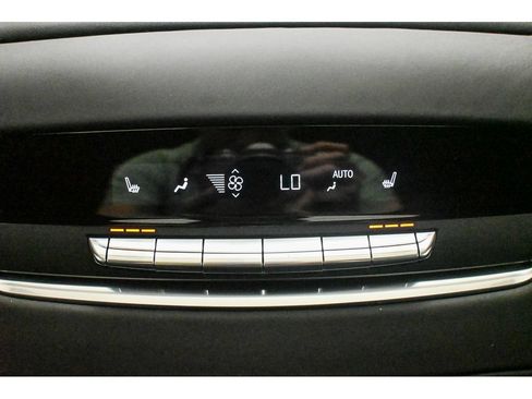 New 2026 Cadillac Escalade V w/ LPO, ONYX Package AWD/4WD image 19