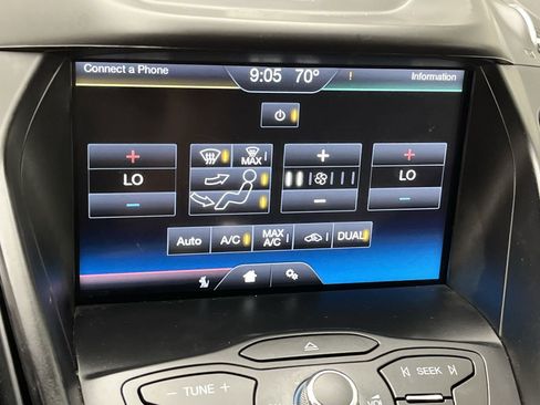 Used 2014 Ford Escape SE w/ Equipment Group 201A AWD/4WD image 19