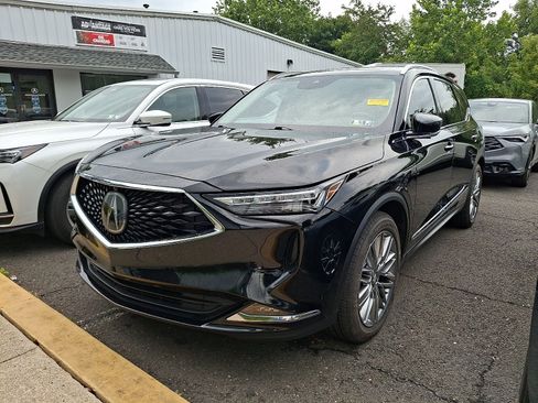 Used 2023 Acura MDX SH-AWD w/ Advance Package image 3