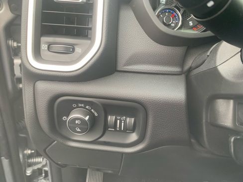 Used 2024 RAM 2500 Laramie w/ Sport Appearance Package image 20