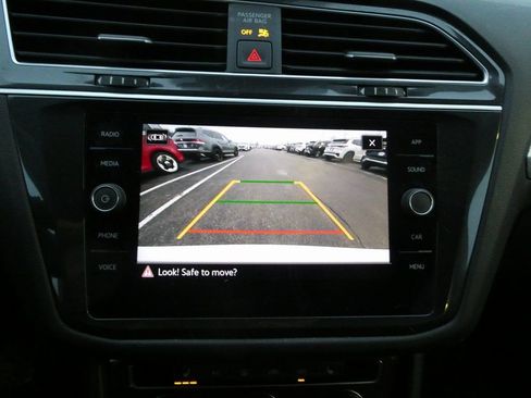 Used 2024 Volkswagen Tiguan S w/ MDO Package, Two-Row image 5