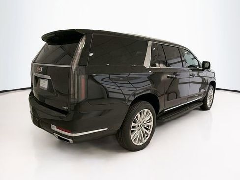 Certified 2025 Cadillac Escalade ESV Premium Luxury image 7
