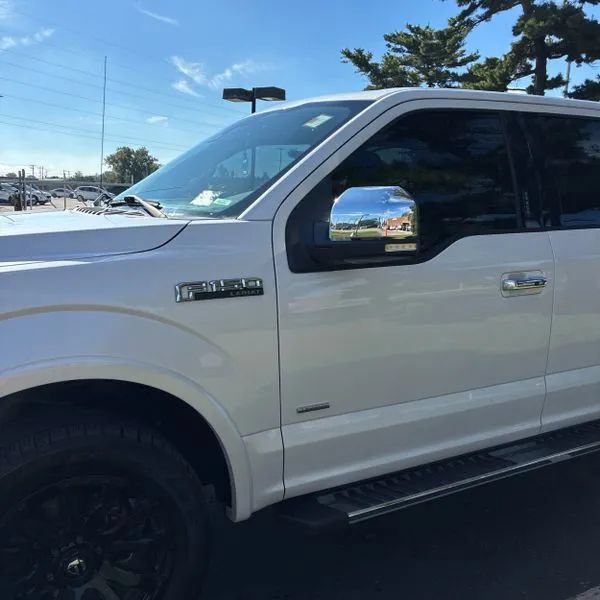 Used 2017 Ford F150 Lariat w/ Equipment Group 502A Luxury AWD/4WD image 2