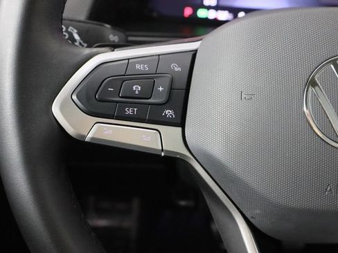 Used 2025 Volkswagen Atlas Peak Edition SE AWD/4WD image 35
