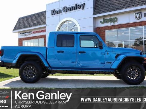 New 2025 Jeep Gladiator Sport image 1