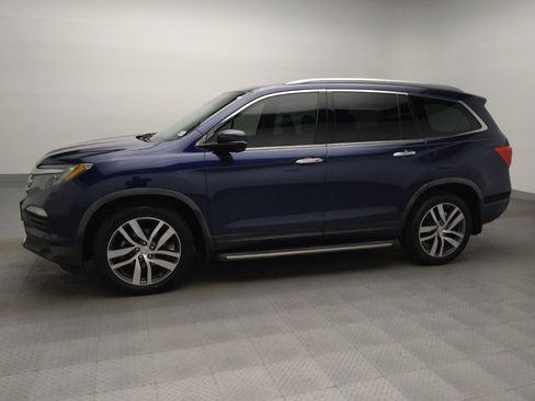 Used 2016 Honda Pilot Touring image 2