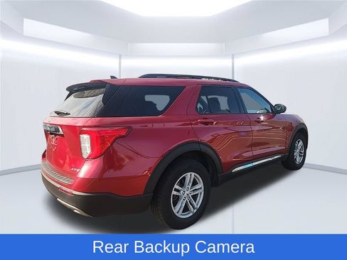 Used 2024 Ford Explorer XLT w/ Equipment Group 202A AWD/4WD image 3