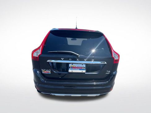 Used 2015 Volvo XC60 T6 w/ Proximity Package AWD/4WD image 4