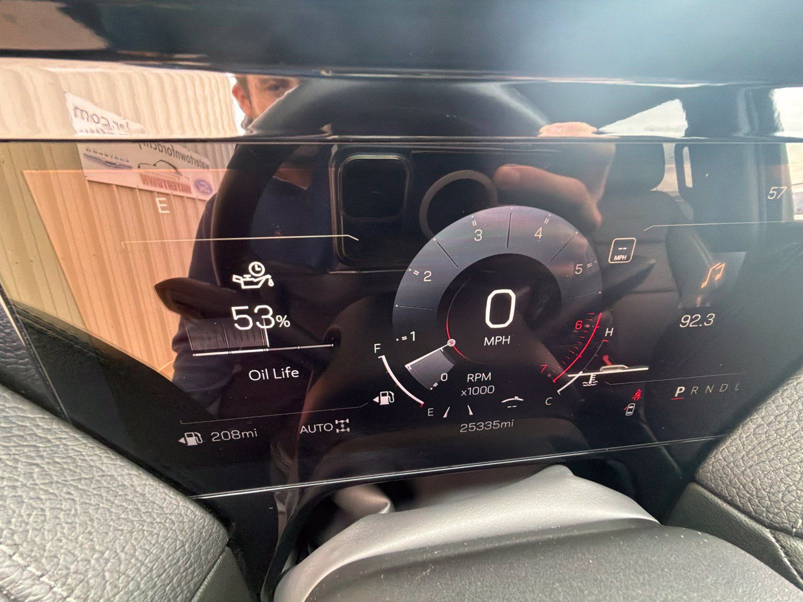 Used 2025 GMC Yukon Denali AWD/4WD image 17