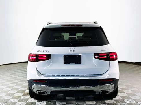 New 2026 Mercedes-Benz GLB 250 4MATIC image 6