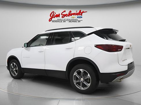 Used 2024 Chevrolet Blazer LT w/ Convenience Package AWD/4WD image 4