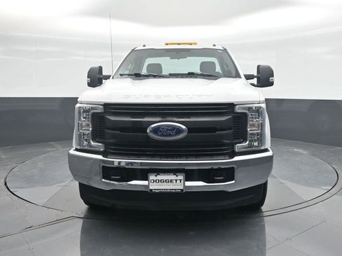 Used 2019 Ford F250 XL w/ XL Value Package image 5