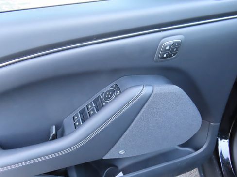 Used 2025 Ford Mustang Mach-E Premium image 14