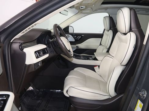Used 2023 Lincoln Aviator Black Label w/ Dynamic Handling Package AWD/4WD image 13