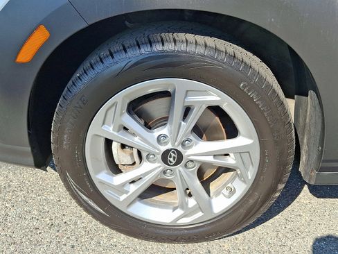 Used 2023 Hyundai Kona SEL w/ Cargo Package image 8