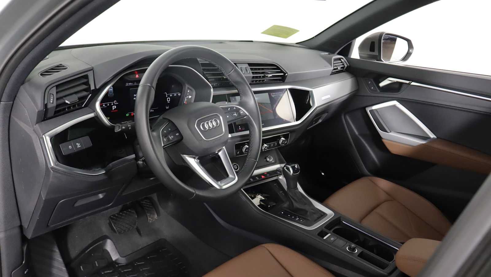 Used 2024 Audi Q3 2.0T Premium Plus AWD/4WD image 14
