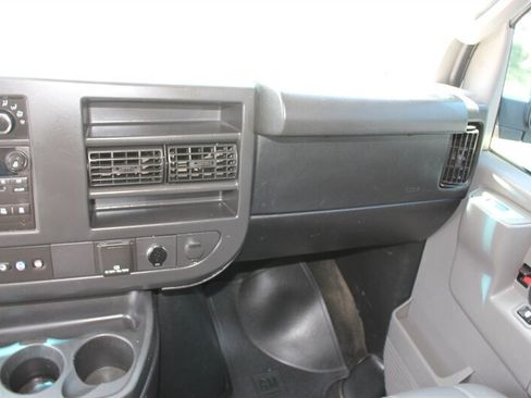 Used 2016 Chevrolet Express 3500 LT w/ LT Preferred Equipment Group RWD image 19