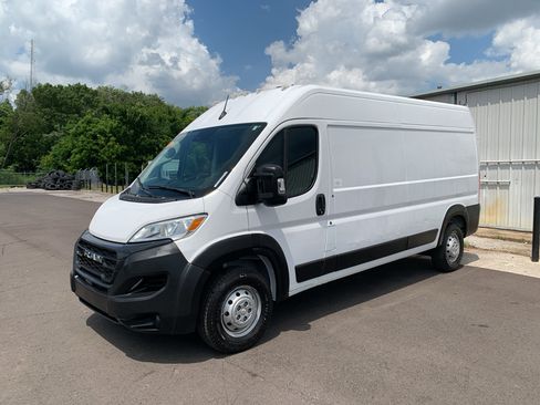 Used 2023 RAM ProMaster 2500 FWD image 7