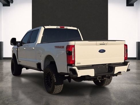 Used 2023 Ford F250 Lariat w/ Lariat Ultimate Package AWD/4WD image 3