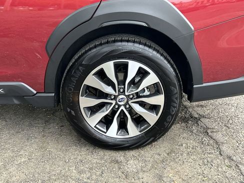 Certified 2025 Subaru Outback Limited AWD/4WD image 11