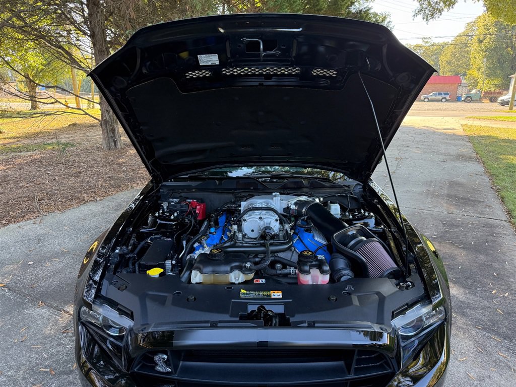 Used 2014 Ford Mustang Shelby GT500 w/ Equipment Group 821A RWD image 64