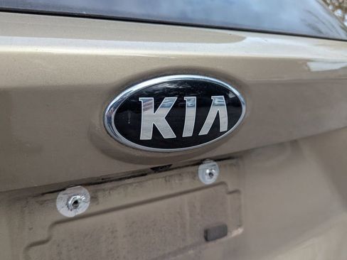 Used 2021 Kia Sorento S image 7