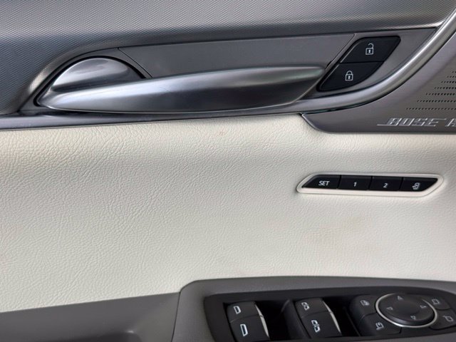 Used 2023 Cadillac XT5 Premium Luxury FWD image 17