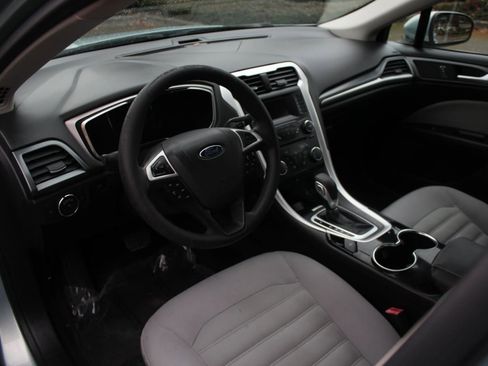 Used 2014 Ford Fusion S image 10