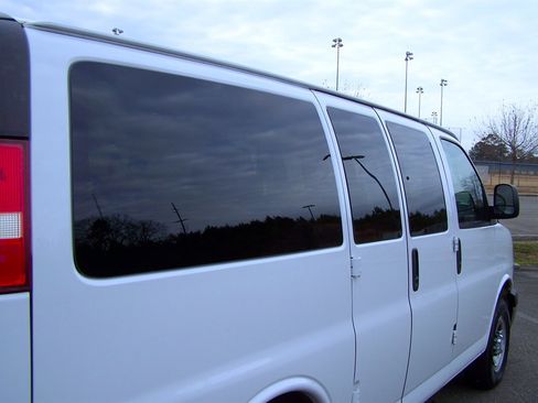 Used 2017 Chevrolet Express 2500 LT w/ LT Preferred Equipment Group image 23