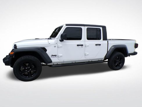 Used 2020 Jeep Gladiator Sport AWD/4WD image 3