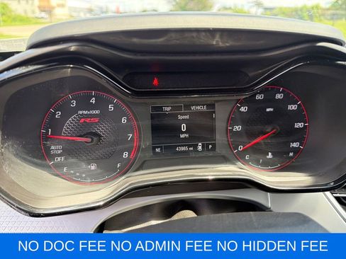 Used 2025 Chevrolet Trax RS w/ Driver Confidence Package FWD image 17