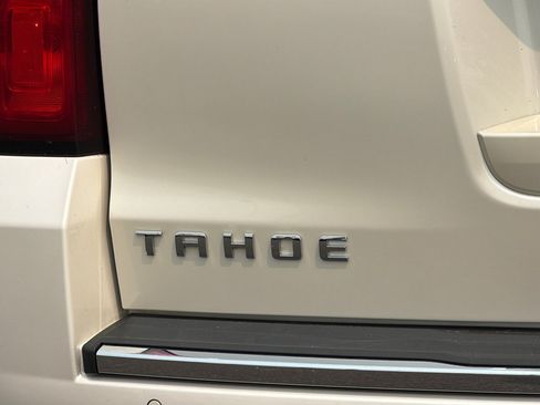 Used 2015 Chevrolet Tahoe LTZ AWD/4WD image 31