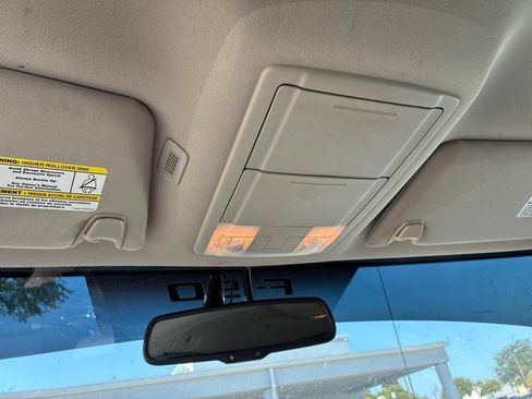 Used 2010 Ford F150 XLT RWD image 27