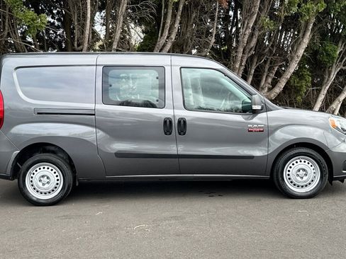 Used 2022 RAM ProMaster City Wagon image 3