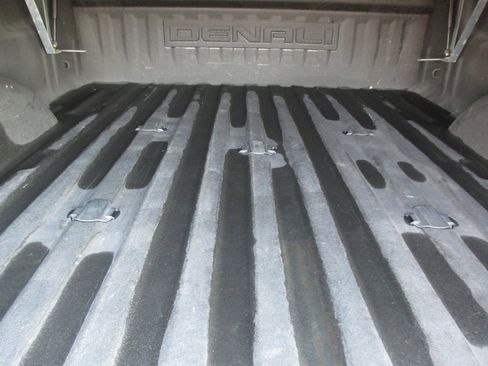 Used 2019 GMC Sierra 2500 Denali w/ Duramax Plus Package image 8