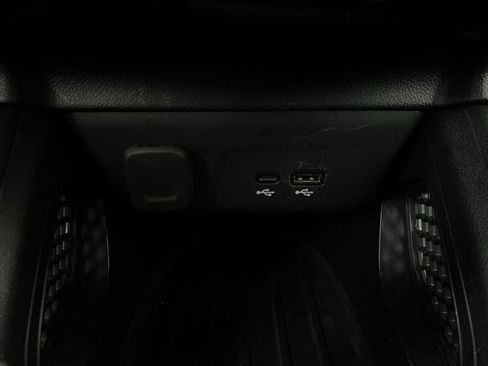 Used 2025 Chevrolet TrailBlazer LT image 22