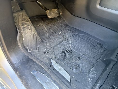 Used 2022 GMC Sierra 2500 Denali w/ Denali Ultimate Package image 17