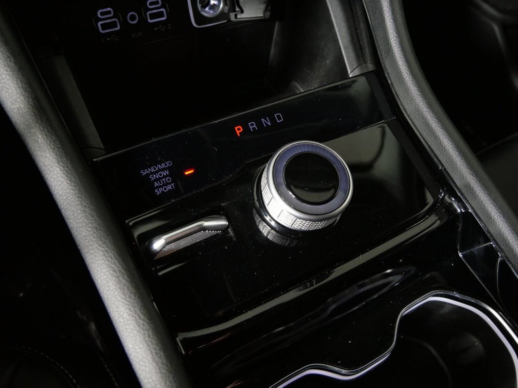 Used 2023 Jeep Grand Cherokee Limited AWD/4WD image 26