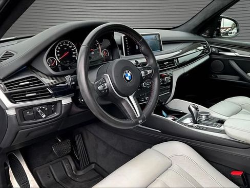 Used 2018 BMW X5 M AWD/4WD image 16