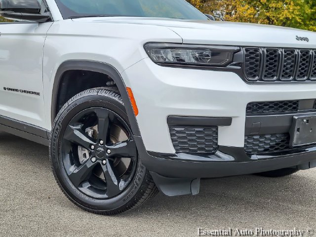 Certified 2024 Jeep Grand Cherokee L Altitude AWD/4WD image 3