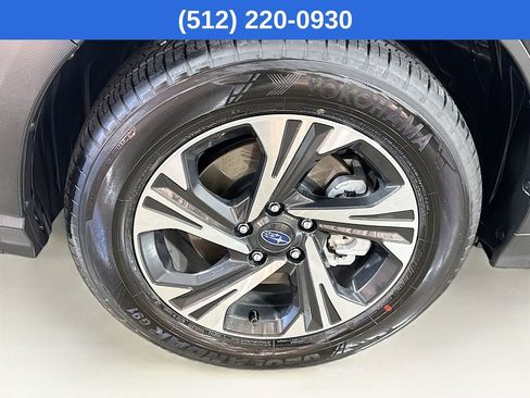 Certified 2025 Subaru Crosstrek 2.0i Premium image 40