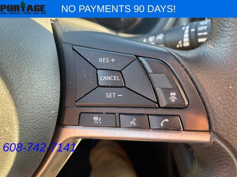 Used 2022 Nissan Kicks SV FWD image 19