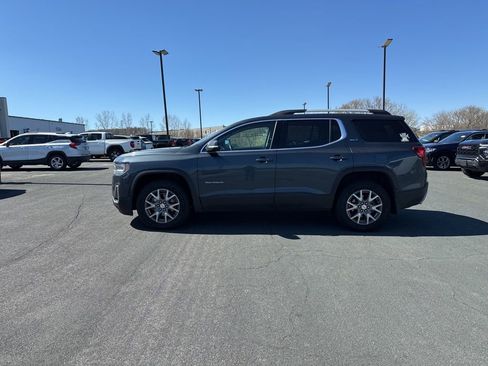 Used 2020 GMC Acadia SLT w/ LPO, Floor Liner Package image 4